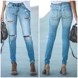 Ultimate destroyed light wash perfect fit skinnies
